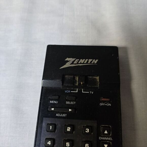 Zenith Remote Control VCR TV Channel Volume Menu Select Record Play Mute - Picture 2 of 5